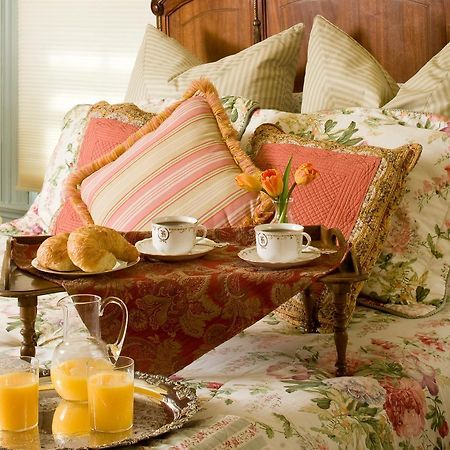 A B&B At The Edward Harris House Inn Рочестер Экстерьер фото